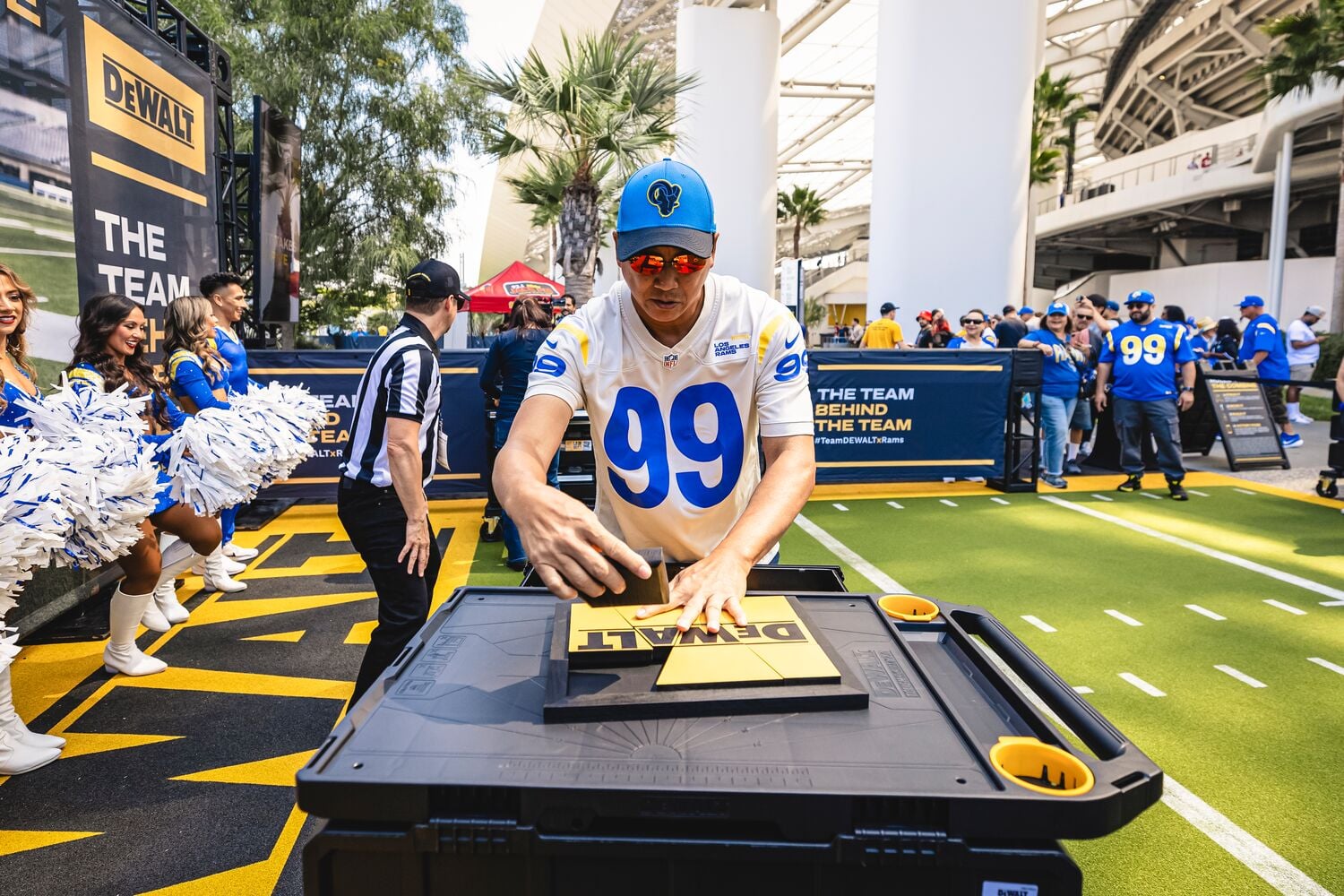 A person participating in the DXL Combine at the LA Rams game